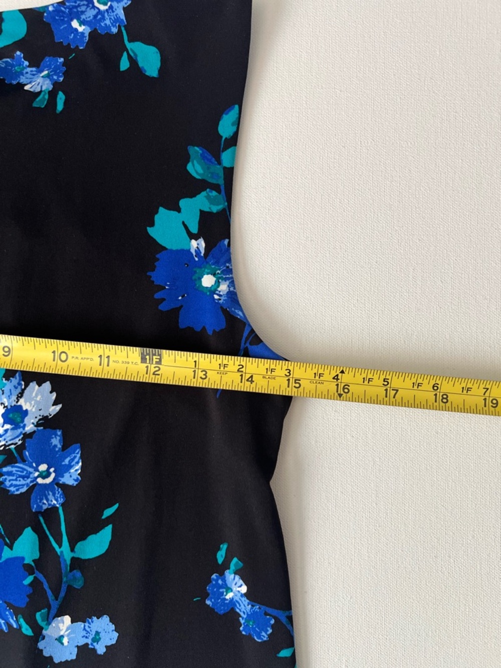 Calvin Klein Women’s Black Tank Top with Blue Floral Print - PS - Picture 3 of 7